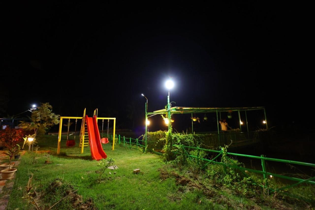Krish Garden Villa Chidambaram Eksteriør billede